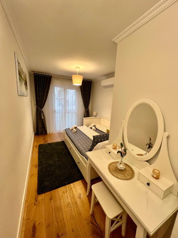 Apartamentos Prestige Suites Malaga III Exterior photo