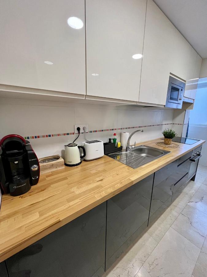 Apartamentos Prestige Suites Malaga III Exterior photo